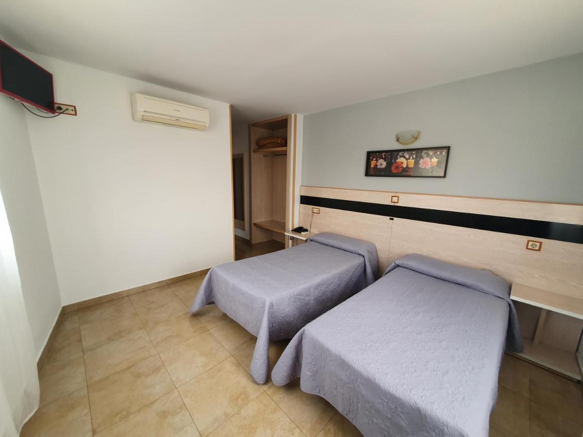 Hostal Fronton Alcobendas Dış mekan fotoğraf