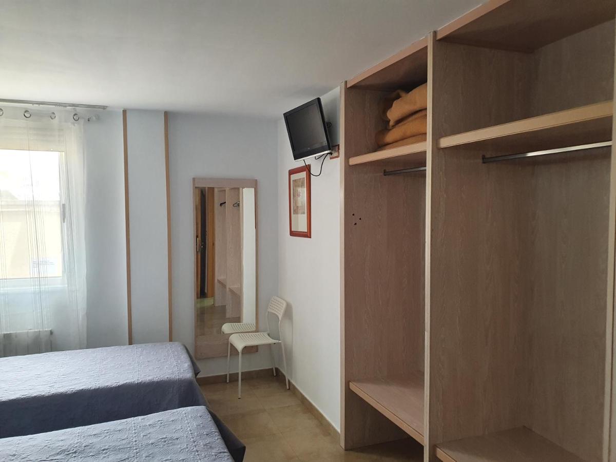 Hostal Fronton Alcobendas Dış mekan fotoğraf