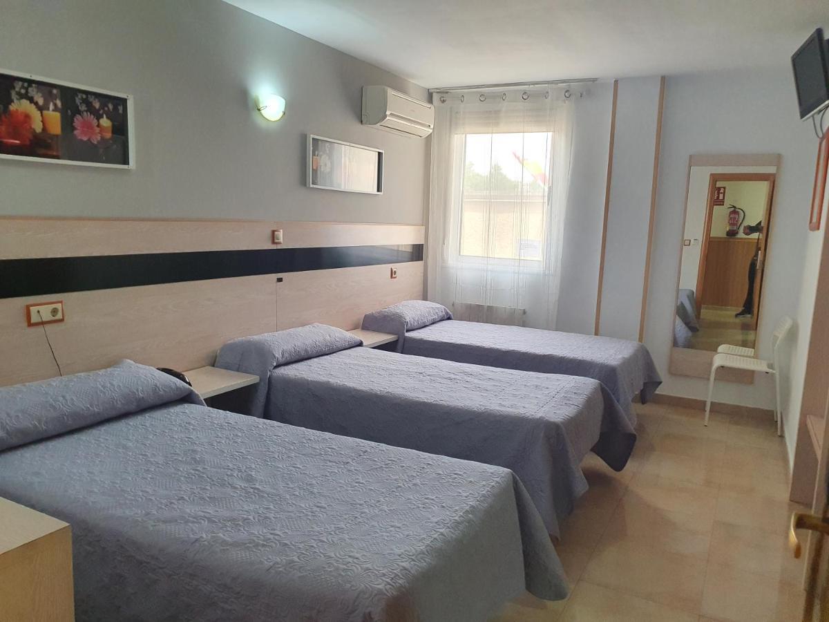 Hostal Fronton Alcobendas Dış mekan fotoğraf