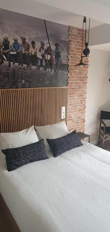 Hostal Fronton Alcobendas Dış mekan fotoğraf