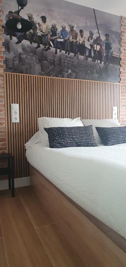 Hostal Fronton Alcobendas Dış mekan fotoğraf