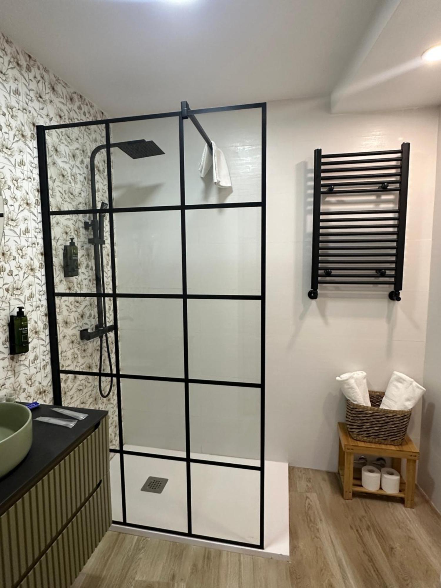 Hostal Fronton Alcobendas Dış mekan fotoğraf